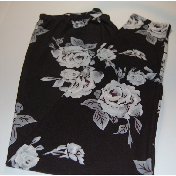 Plus Size Womens Womens Jumbo‎ White Rose Leggings - Picture 8 of 8